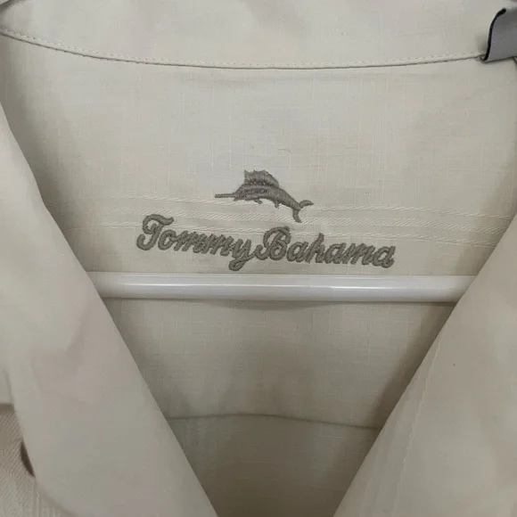 Mens Tommy Bahama button up shirt - Picture 3 of 4